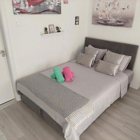 City Lux Square Apartment Szkopje Kültér fotó