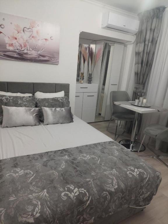 City Lux Square Apartment Szkopje Kültér fotó