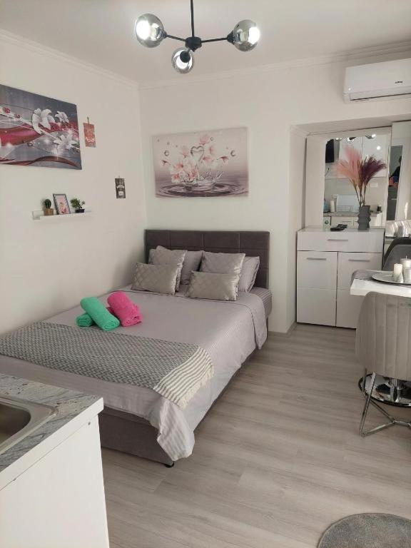 City Lux Square Apartment Szkopje Kültér fotó